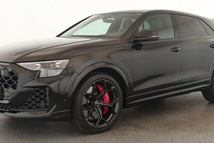 Audi RSQ8 27.700 km 121.984 &euro; Neuss 41460