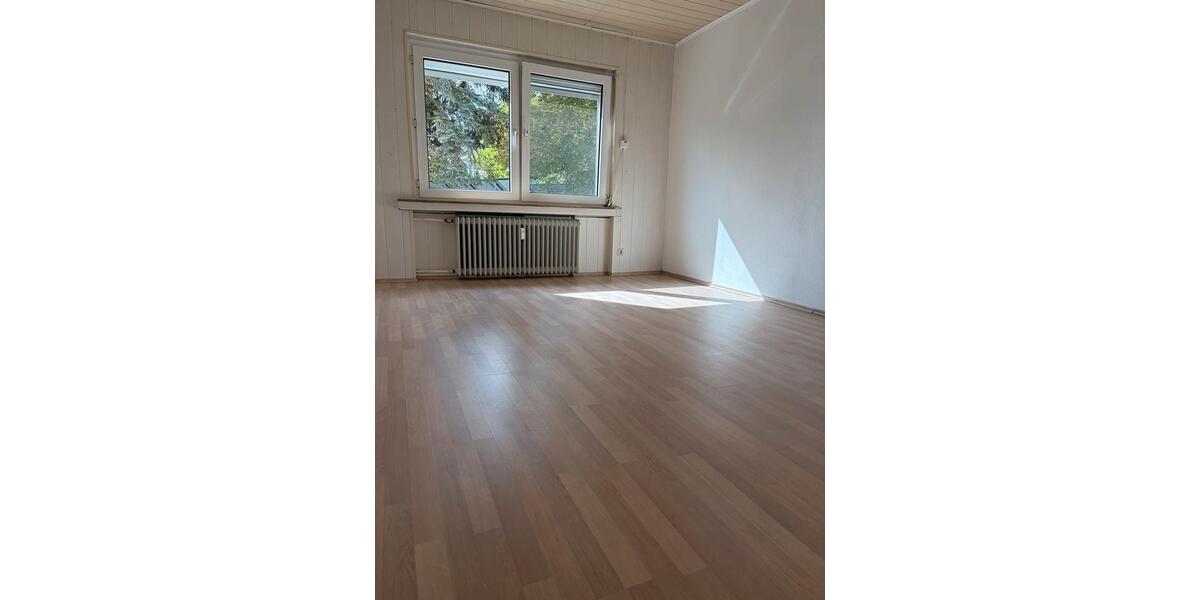 Hochparterre Düsseldorf Stadtbezirk 8 - 3 Zimmer, 94 m&sup2;, 275.000&euro; | Angebot:27472266