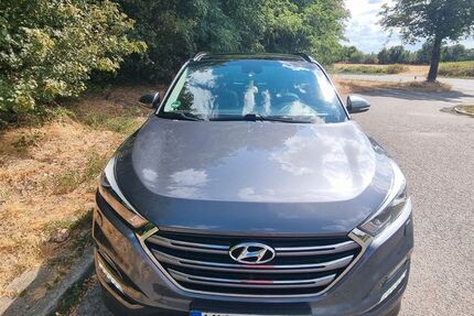 Hyundai TUCSON 172.000 km 14.390 &euro; Kempen 47906