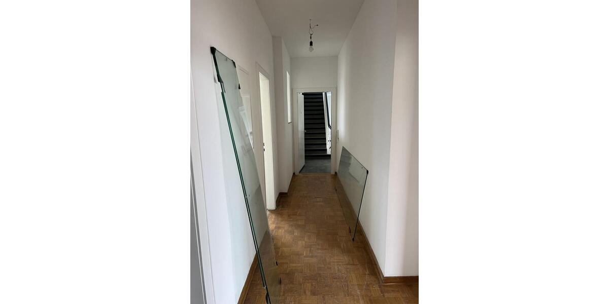 Etagenwohnung Duisburg - 2.5 Zimmer, 68 m&sup2;, 750&euro; | Angebot:26266774