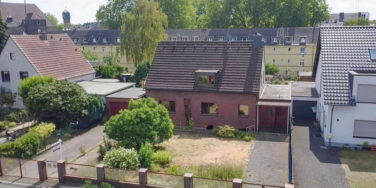 Einfamilienhaus Düsseldorf Stadtbezirk 8 - 8 Zimmer, 128 m&sup2;, 699.000&euro; | Angebot:27208541