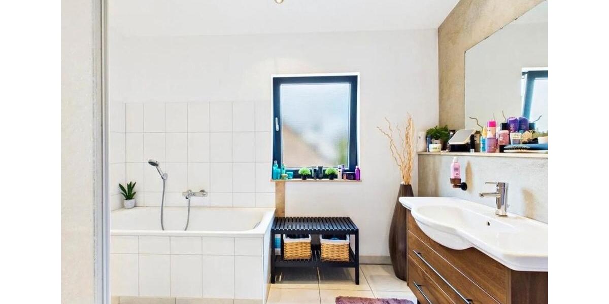 Doppelhaushälfte Krefeld Bockum - 6 Zimmer, 145 m&sup2;, 695.000&euro; | Angebot:27438345