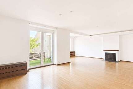 Wohnung Krefeld-Stadtmitte Stadtmitte - 6 Zimmer, 182 m&sup2;, 1.200&euro; | Angebot:27410066