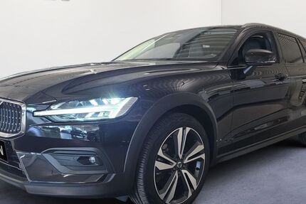 Volvo V60 Cross Country 16.920 km 42.950 &euro; Düsseldorf 40231
