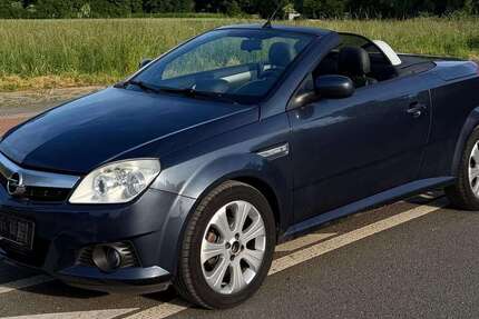 Opel Tigra 136.185 km 2.299 &euro; Krefeld 47809