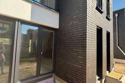 Haus Duisburg Huckingen - 6 Zimmer, 194 m&sup2;, 1.172.000&euro; | Angebot:27301411