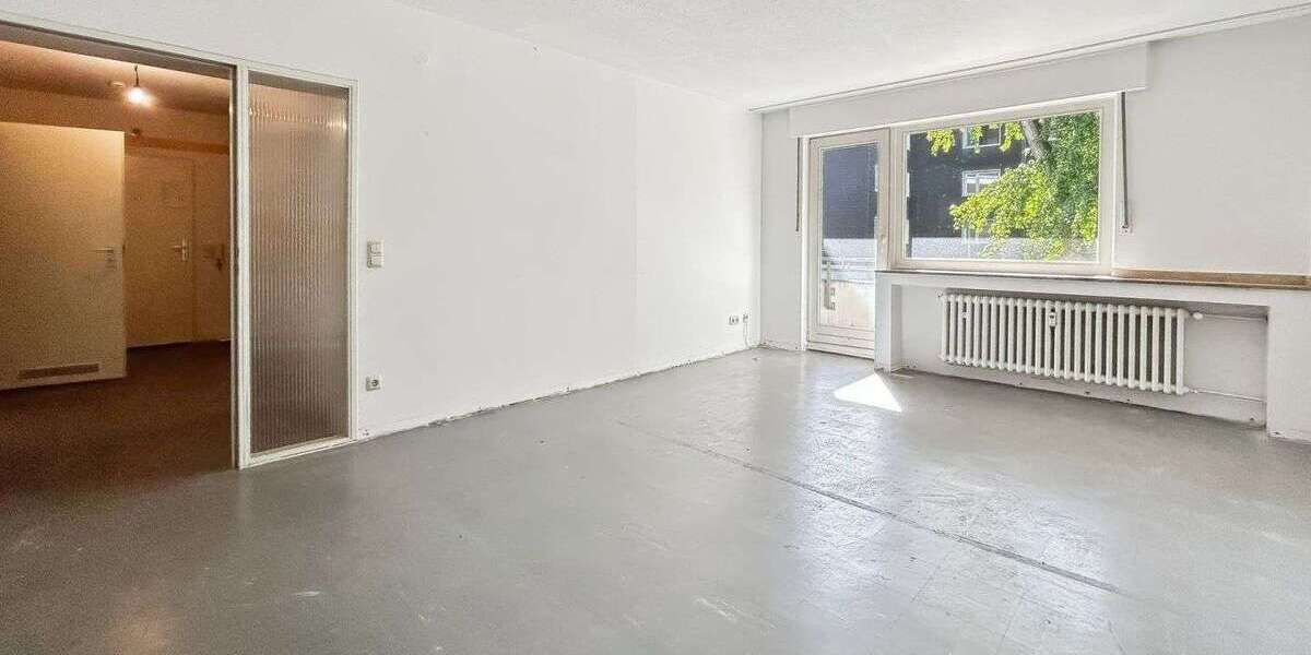 Etagenwohnung Duisburg Hamborn - 3 Zimmer, 82 m&sup2;, 140.000&euro; | Angebot:26470529