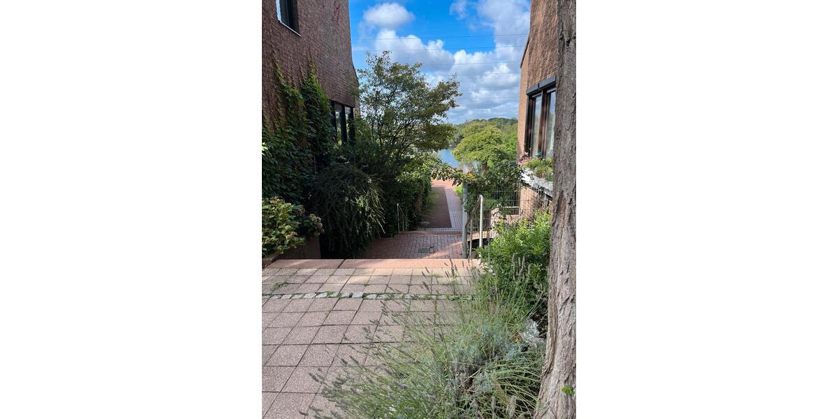 Hochparterre Düsseldorf Stadtbezirk 8 - 2.5 Zimmer, 71 m&sup2;, 359.000&euro; | Angebot:27447026