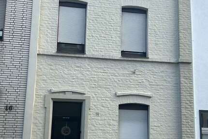 Haus Mönchengladbach Nord - 4 Zimmer, 91 m&sup2;, 220.000&euro; | Angebot:27313226