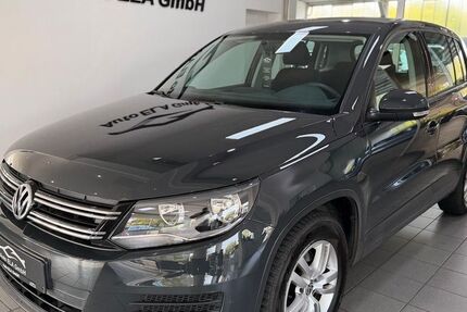 VW Tiguan 83.000 km 11.990 &euro; Heiligenhaus 42579