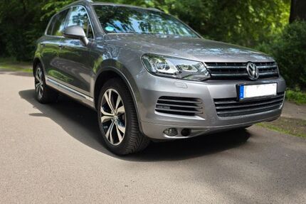 VW Touareg 81.034 km 22.900 &euro; Neuss 41466