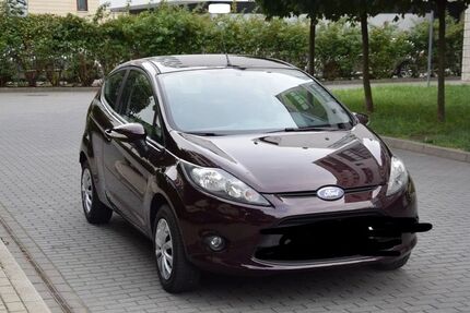 Ford Fiesta 128.922 km 2.950 &euro; Erkrath 40699