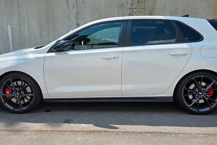 Hyundai i30 27.400 km 30.299 &euro; Mönchengladbach 41061