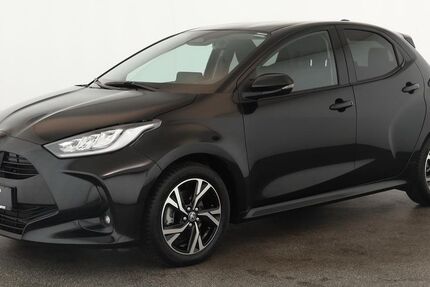 Toyota Yaris 16.300 km 21.984 &euro; Düsseldorf 40233