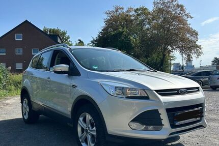Ford Kuga 183.405 km 8.700 &euro; Duisburg 47178