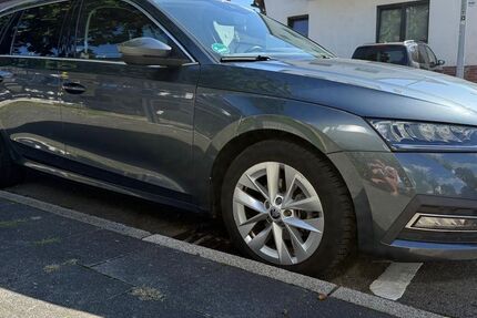 Skoda Octavia 75.000 km 18.700 &euro; Mülheim an der Ruhr 45481
