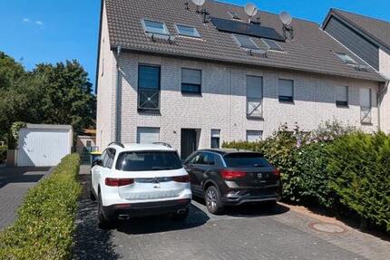 Haus Neukirchen-Vluyn Vluyn - 5 Zimmer, 125 m&sup2;, 439.000&euro; | Angebot:27289838