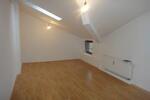 Dachgeschoßwohnung Duisburg Laar - 2.5 Zimmer, 65 m&sup2;, 470&euro; | Angebot:26492220