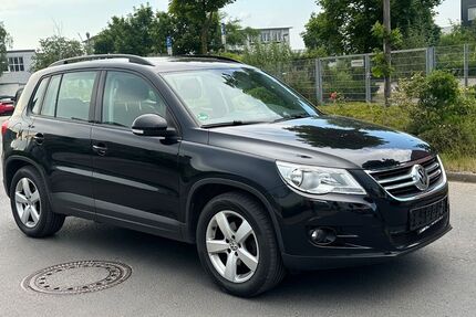 VW Tiguan 198.000 km 6.700 &euro; Neuss 41460