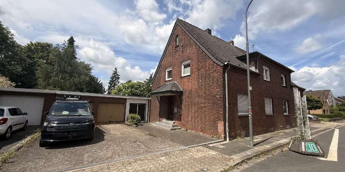 Einfamilienhaus Moers - 8 Zimmer, 160 m&sup2;, 474.000&euro; | Angebot:27128488