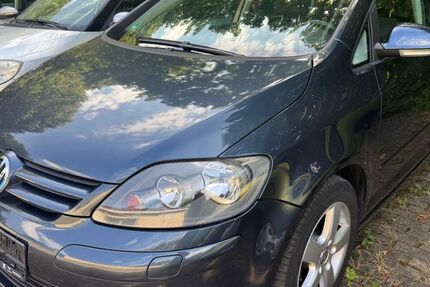 VW Golf 199.900 km 2.950 &euro; Mönchengladbach 41069