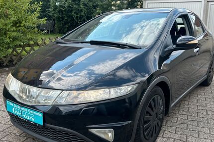 Honda Civic 210.000 km 3.750 &euro; Düsseldorf 40589