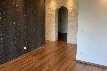 Wohnung Mönchengladbach Nord - 4 Zimmer, 104 m&sup2;, 210.000&euro; | Angebot:27069534