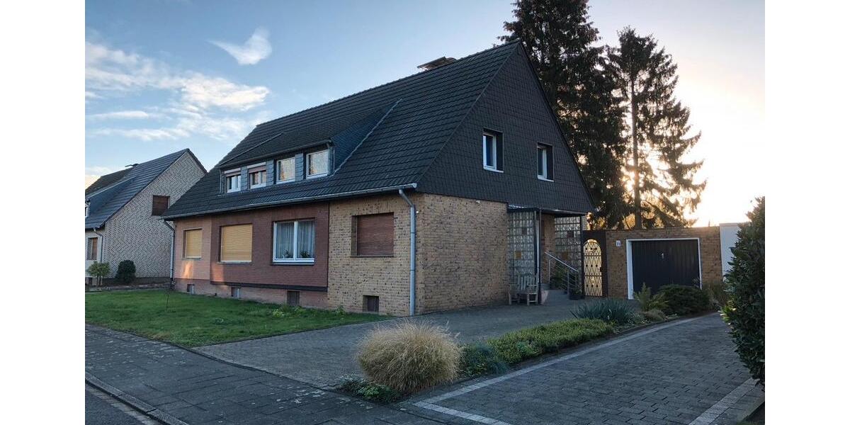 Doppelhaushälfte Krefeld Gellep-Stratum - 5 Zimmer, 145 m&sup2;, 590.000&euro; | Angebot:27463688