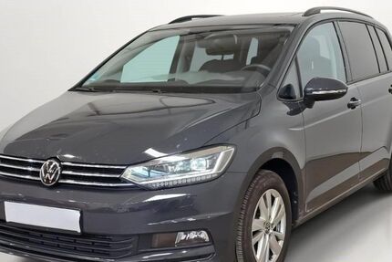 VW Touran 32.631 km 29.995 &euro; Meerbusch 40668