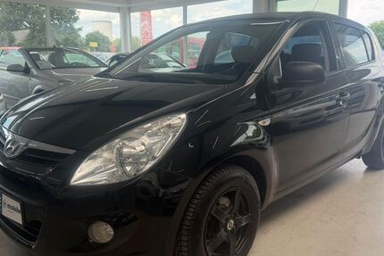Hyundai i20 143.000 km 2.999 &euro; Rheinberg 47495