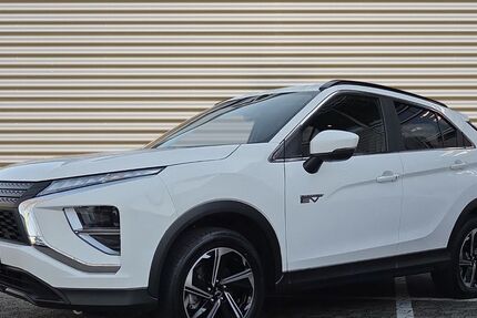 Mitsubishi Eclipse Cross 16.430 km 19.850 &euro; Duisburg 47059