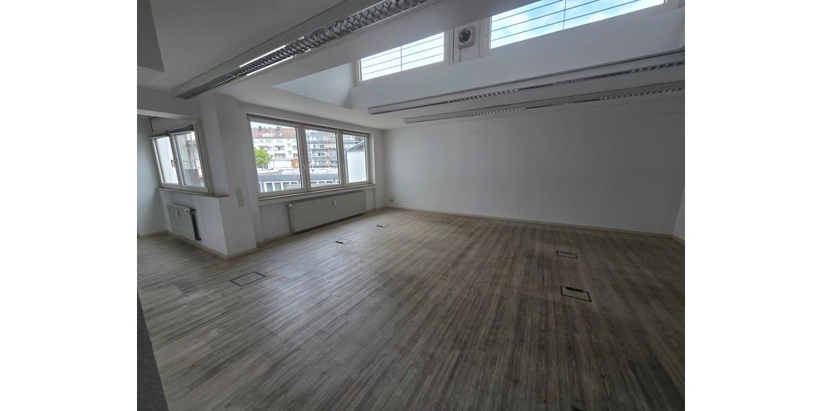 Gewerbeobjekt Düsseldorf Stadtbezirk 3 - 2.590&euro; | Angebot:22568880