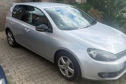 VW Golf 163.800 km 6.400 &euro; Düsseldorf 40625