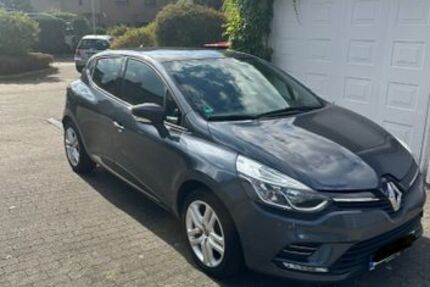 Renault Clio 64.000 km 7.500 &euro; Oberhausen 46145