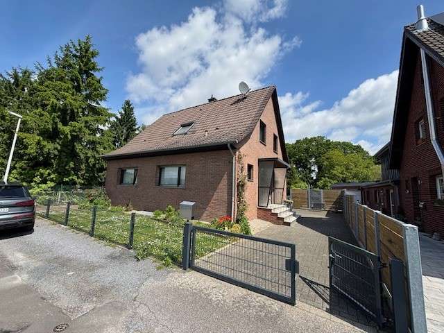 Einfamilienhaus Mönchengladbach West - 6 Zimmer, 132 m&sup2;, 400.000&euro; | Angebot:27350142