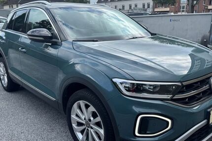 VW T-Roc 54.998 km 16.799 &euro; Mülheim / Ruhr 45473