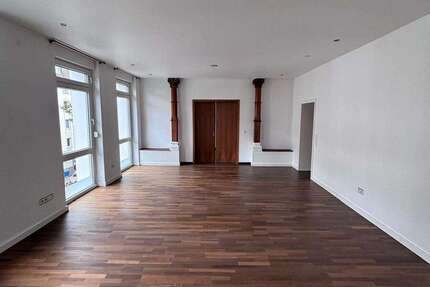 Wohnung Düsseldorf Stadtbezirk 3 - 3 Zimmer, 140 m&sup2;, 1.810&euro; | Angebot:24772801