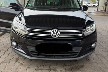VW Tiguan 170.000 km 9.000 &euro; Dinslaken 46535
