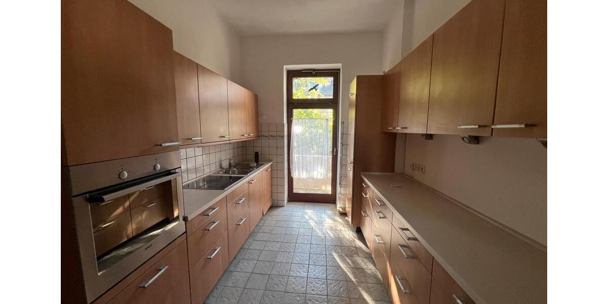 Etagenwohnung Duisburg - 3.5 Zimmer, 110 m&sup2;, 990&euro; | Angebot:26365978