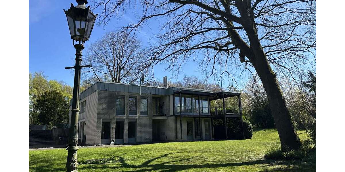 Einfamilienhaus Oberhausen Schmachtendorf - 6 Zimmer, 321 m&sup2;, 1.585.000&euro; | Angebot:27365118