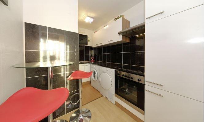 Etagenwohnung Düsseldorf Stadtbezirk 9 - 1 Zimmer, 24 m&sup2;, 83.000&euro; | Angebot:27258761