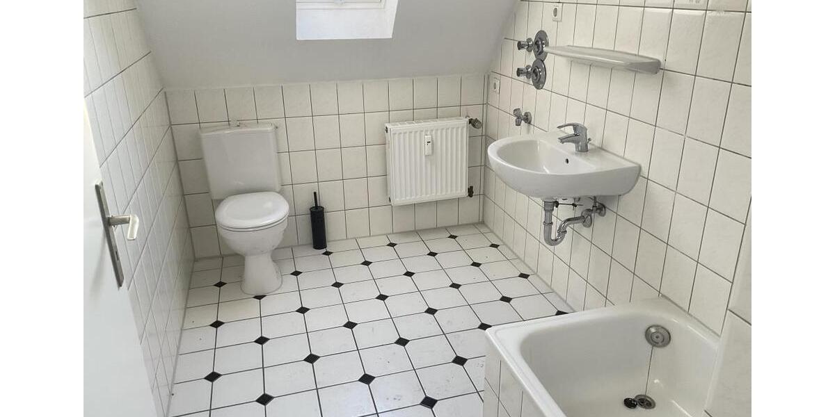 Etagenwohnung Duisburg Laar - 2 Zimmer, 62 m&sup2;, 499&euro; | Angebot:26385395