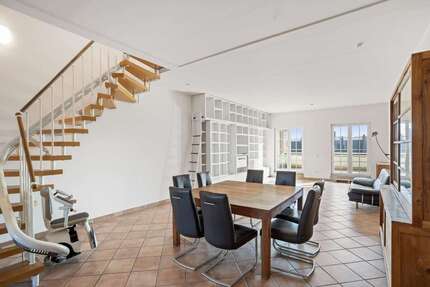 Wohnung Mülheim an der Ruhr - 3 Zimmer, 127 m&sup2;, 359.000&euro; | Angebot:25519377