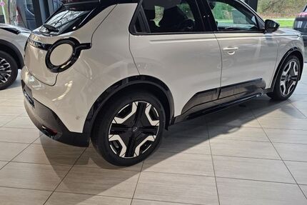 Nissan Micra 9.500 km 29.585 &euro; Duisburg 47167