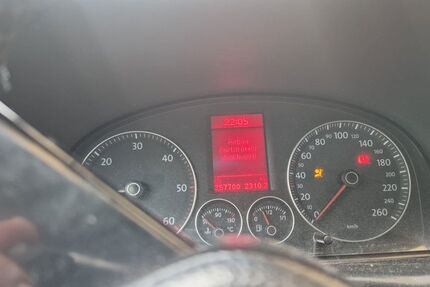VW Touran 250.000 km 1.300 &euro; Mönchengladbach 41236
