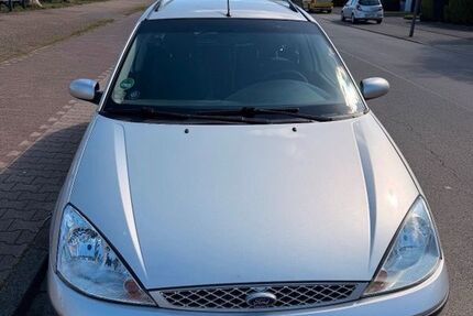 Ford Focus 202.696 km 2.350 &euro; Düsseldorfe 40223