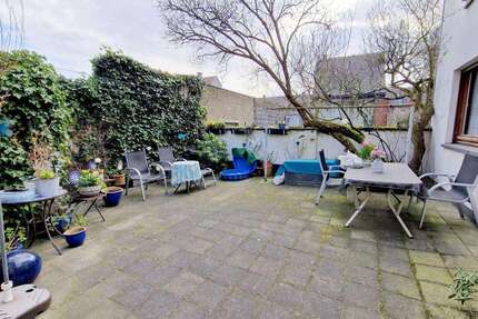Haus Oberhausen Alsfeld - 10 Zimmer, 222 m&sup2;, 255.000&euro; | Angebot:26407341