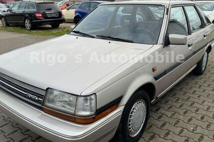 Toyota Carina 104.114 km 3.100 &euro; Moers 47445