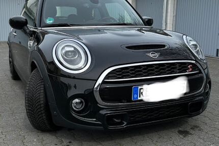Mini Cooper S 28.821 km 22.450 &euro; Duisburg 47167
