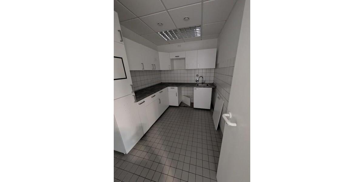 Gewerbeobjekt Düsseldorf Pempelfort - 3.760&euro; | Angebot:23008125